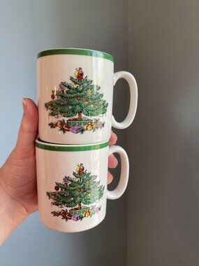 Spode Christmas Tree Mugs White Green Holly Pair Vintage Made In England Holiday